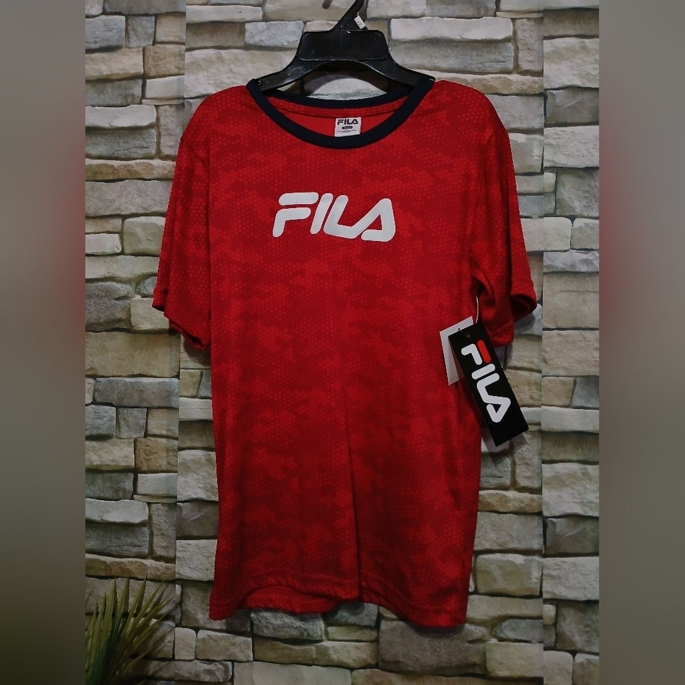 New Boys Youth Size 12(L)Red Navy Camo‎ FILA Tee